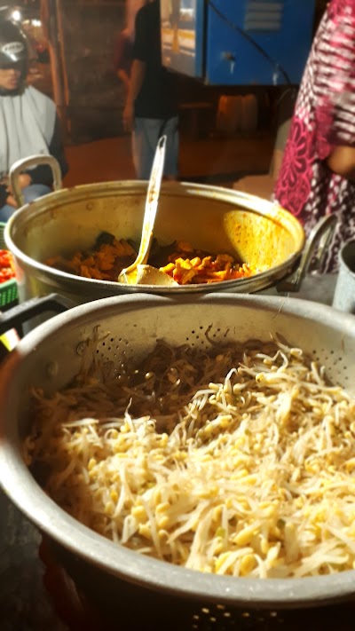 Photos of Lontong Kare Depan PKM