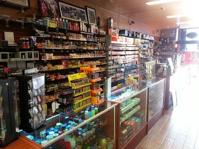 Lavish Smoke Shop