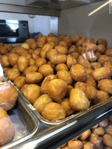 Double T's Donuts - Visual