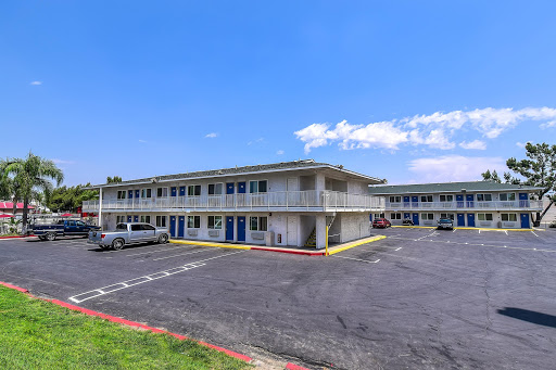 Motel 6 Fontana, CA