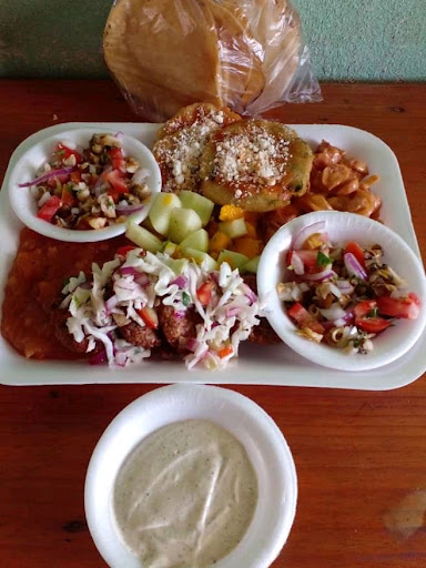 Antojitos , Bocadillos Fiesteros y Botanas de Pescados y Mariscos "YADE"