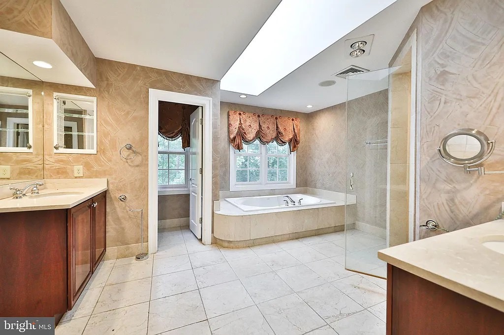 Rainbow Restoration of Drexel Hill - Aston photo