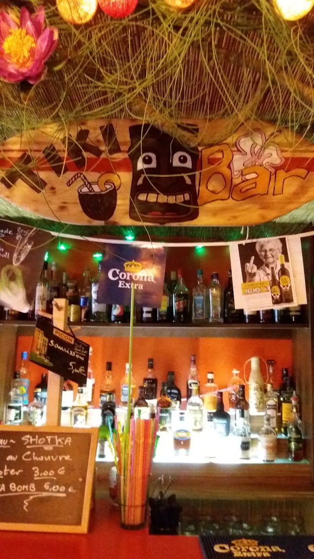 Le Tiki bar