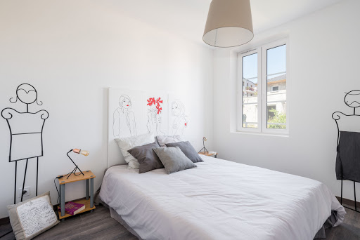 Natacha DEBRA MORHAIN - IAD Immobilier - PAYS VOIRONNAIS - - Thumbnail