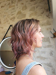 Photo n°10 de Le Cosy by Cindy à Montpezat (Salon de coiffure)