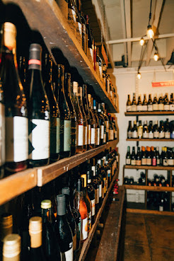 Vino Carta Wine Shop and Bar by null