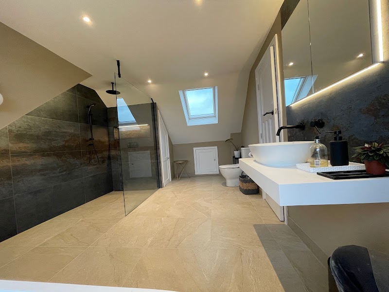 The York Tiling And Bathroom Co . Bathroom Fitter's and Tiler In York photo 3