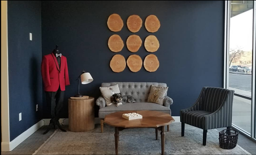 Street Tuxedo- Hendersonville - Thumbnail
