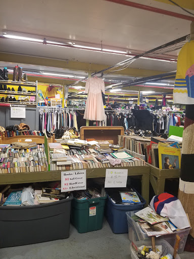 Closed Store - Visual