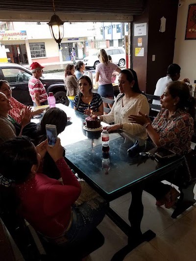 Photos of CAFETERIA D'BRYAN
