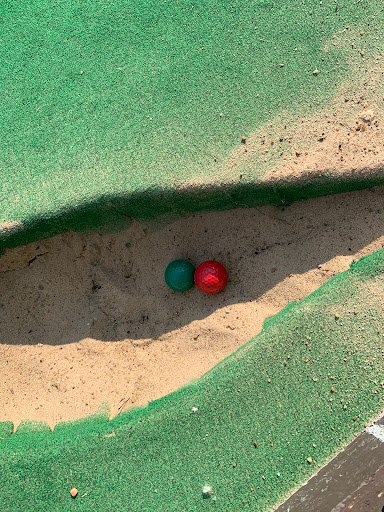 Ralphs Mini Island Golf