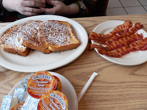 Village Square Diner - Thumbnail