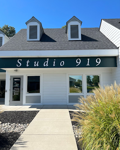 Studio 919 - Visual