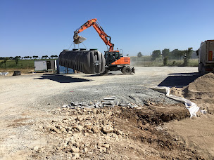 Photo n°4 de Charrier NC à Puy-de-Serre (Service d'assainissement)