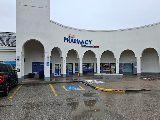 Avenida Pharmacy - Visual