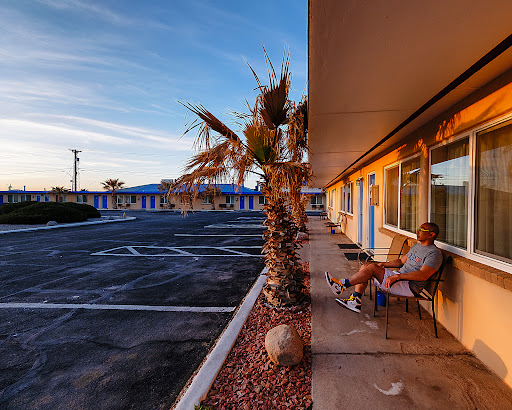 White Sands Motel - Thumbnail
