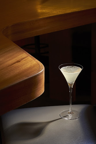 Opinii despre Live Twice în Singapore - Bar