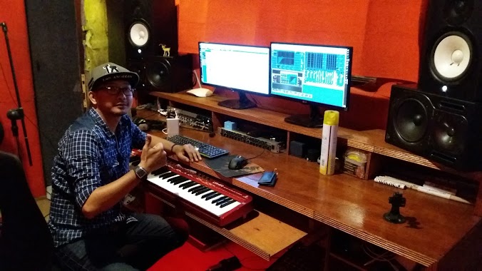 Adam Studio Recording Cijantung, Author: muhammad Dhoni yudistira