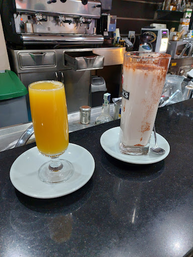 Caffe' Metro' Gallery - Italy