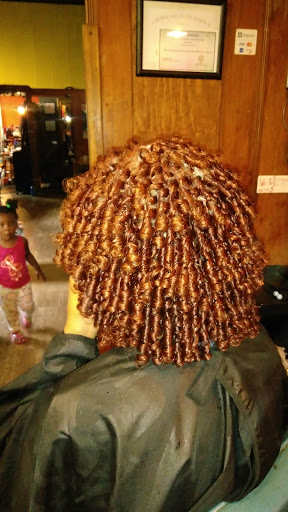 Lavogue Salon - Thumbnail