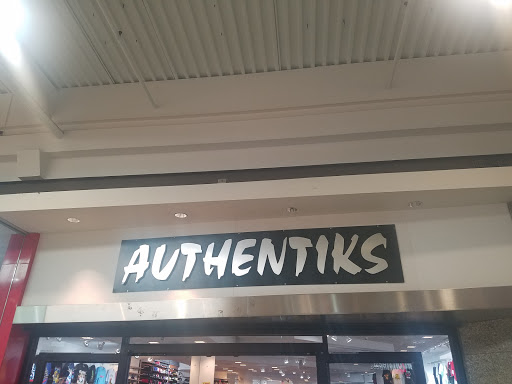 Authentiks - Visual