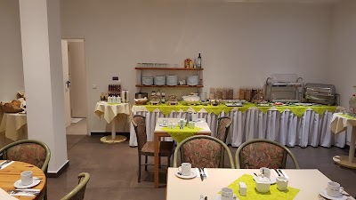 Photos of Attache Hotel