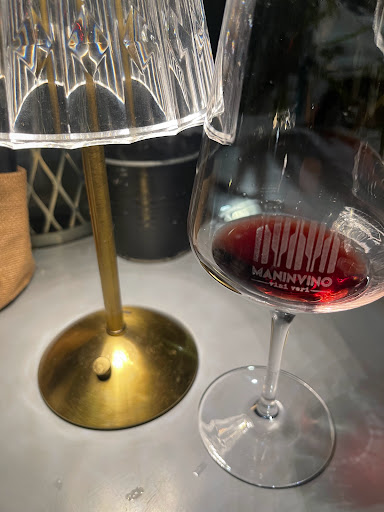 Maninvino - Visual