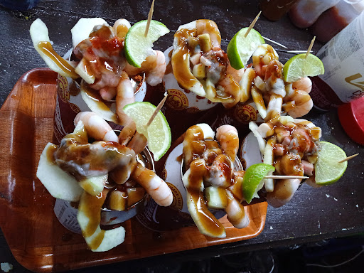 El Crustaceo cocteles y mariscos