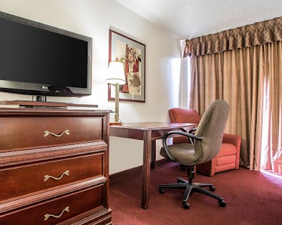 Photos of Clarion Hotel Highlander Conference Center