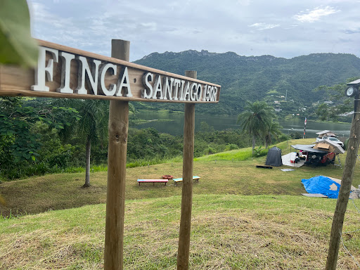 Finca Santiago 150r Logo