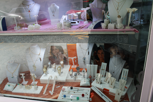 White Gold - Visual