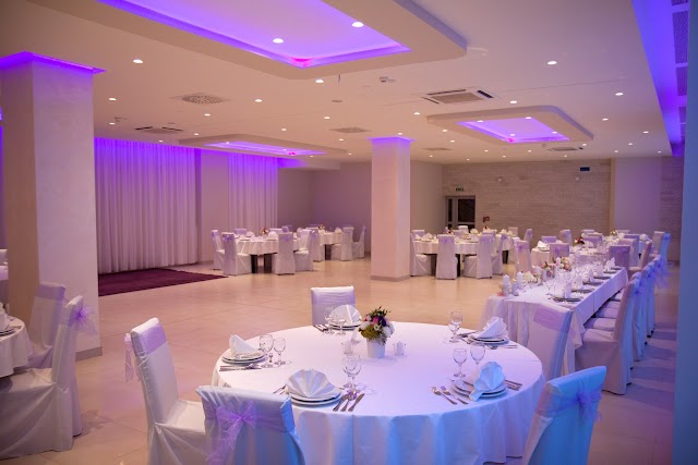 TIME Restaurant & Bar