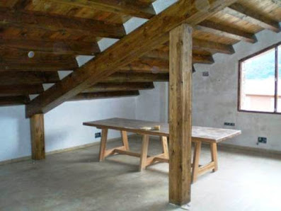 Fusteria Vivet Vidrà Camí de Ciuret, S/N, 17515 Vidrà, Girona, España