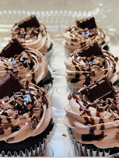 Candy and Cake - Visual