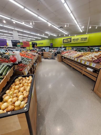 FreshCo Lansdowne & The Parkway - Thumbnail