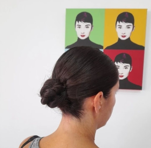 "La Peluquería" Elena Puerta - Thumbnail
