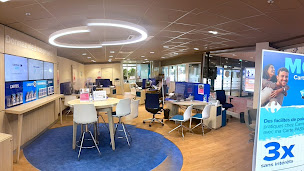 Photo n°2 de Carrefour Banque Aix-En-Provence à Aix-en-Provence (Banque d'épargne)