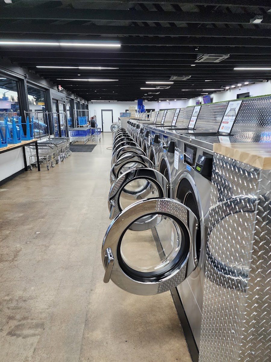 Brax Laundry - Oregon City laundromat interior in Portland, OR