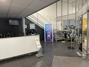 Photo n°7 de RENAULT CANNES - RRG à Cannes (Concessionnaire automobile)