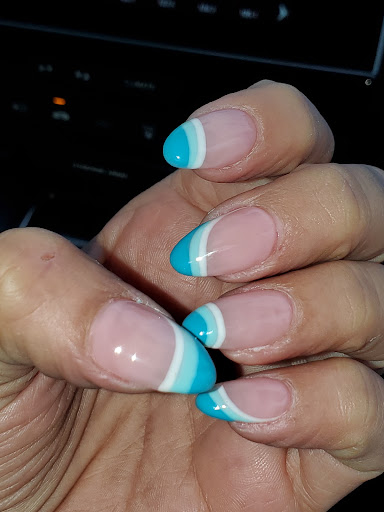 Lia's Nail Salon Gallery - United States