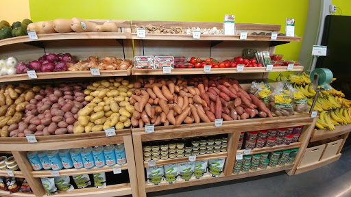 Green Top Grocery Gallery - United States