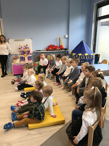 RAINBOW Pre-School Anglojęzyczne Przedszkole Niepubliczne - Przedszkole