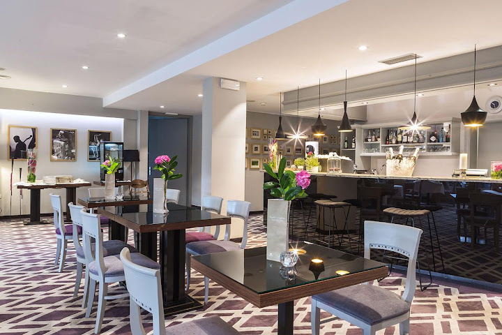 Hotel Kompas by null