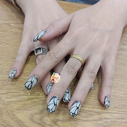 Photo n°10 de Nailed It by Adeline - Onglerie Peymeinade à Peymeinade (Institut de massages)