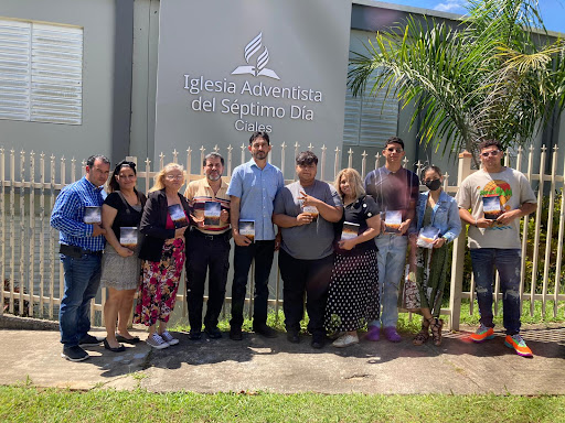 Iglesia Adventista del 7º Día - Ciales Gallery - United States