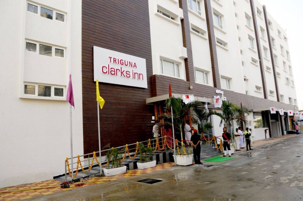 Triguna Clarks Inn