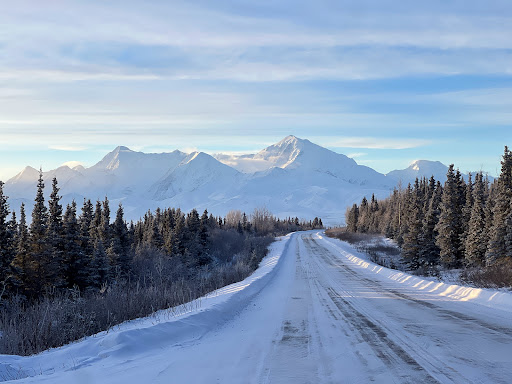Viewpoint and Parking on Richardson Highway - Thumbnail