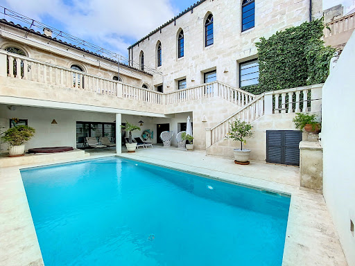 ATIPIKA Lifestyle Properties Inmobiliaria en Menorca