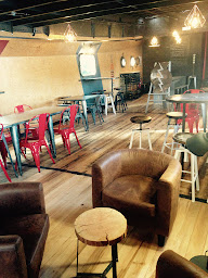 Photo n°100 de Vinotage - Péniche à vins / Caviste / Epicerie Fine à Avignon (Caviste)