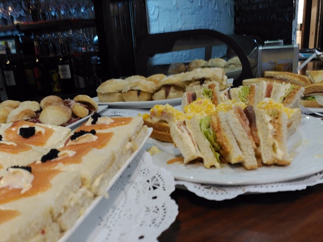 Irrintzi taberna